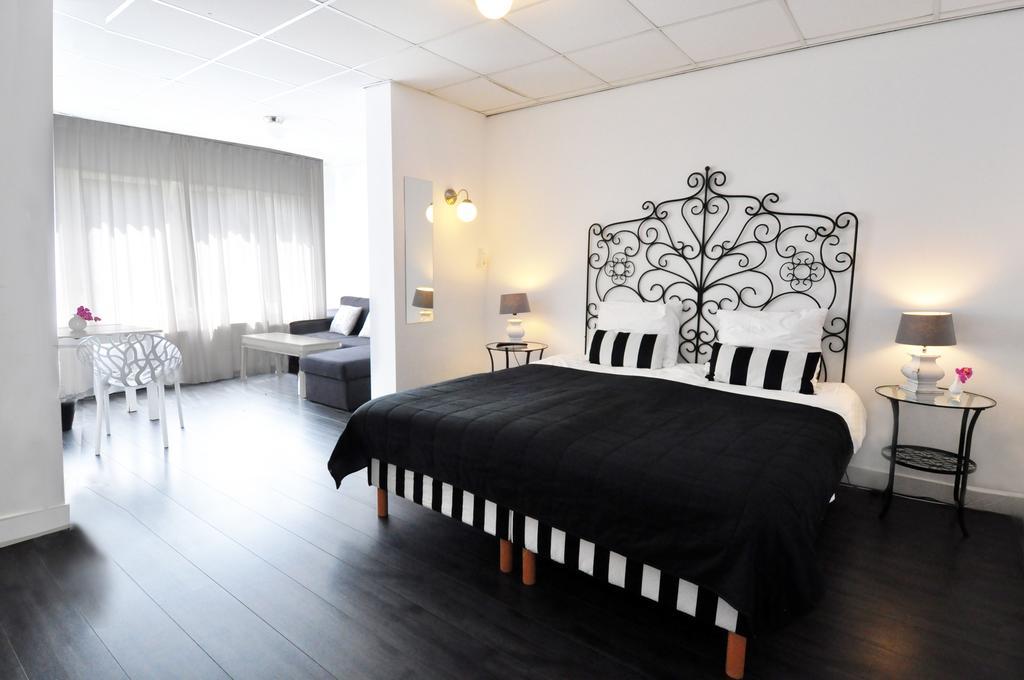 Hotel Zeespiegel Зандвоорт Стая снимка