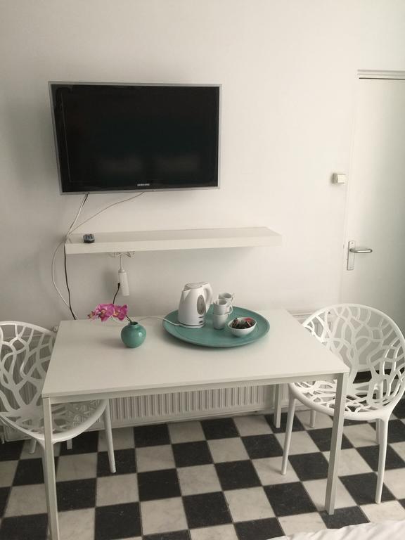 Hotel Zeespiegel Зандвоорт Екстериор снимка